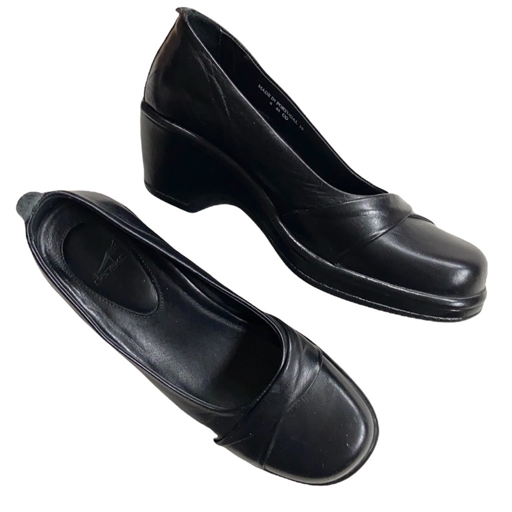 EUC Dansko leather shoes